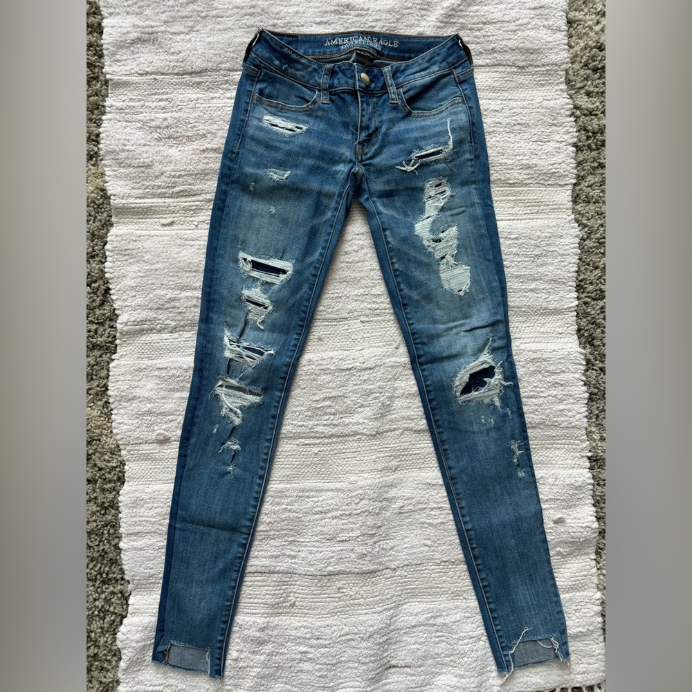 American Eagle Super Low Jegging Skinny Jean size 2
